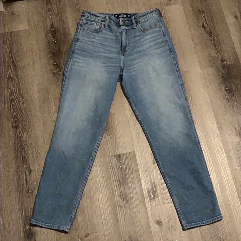Hollister mom jeans